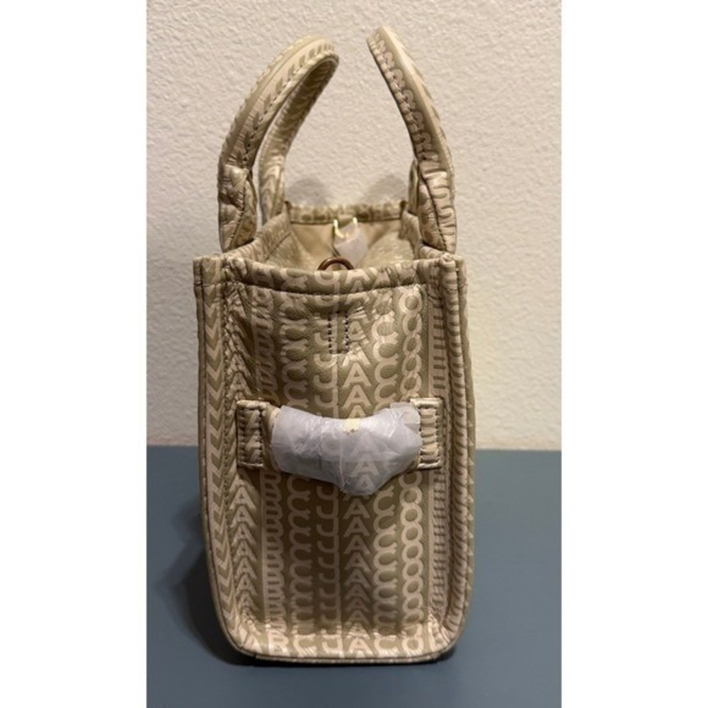 Marc Jacobs The Monogram Mini Tote Bag Khaki Leather Crossbody NEW - Picture 8 of 15